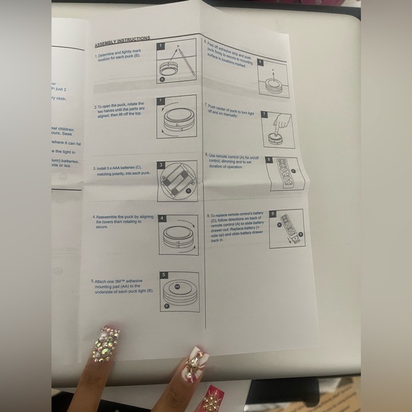 6 Pack Battery Operated LED Light Pucks, Dimmable with timers and remotes - Picture 11 of 14